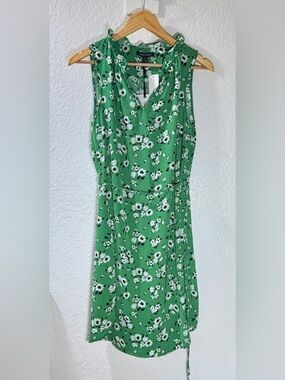 41 Hawthorn Green Floral Dress NWT Sleeveless Tie Waist Size M